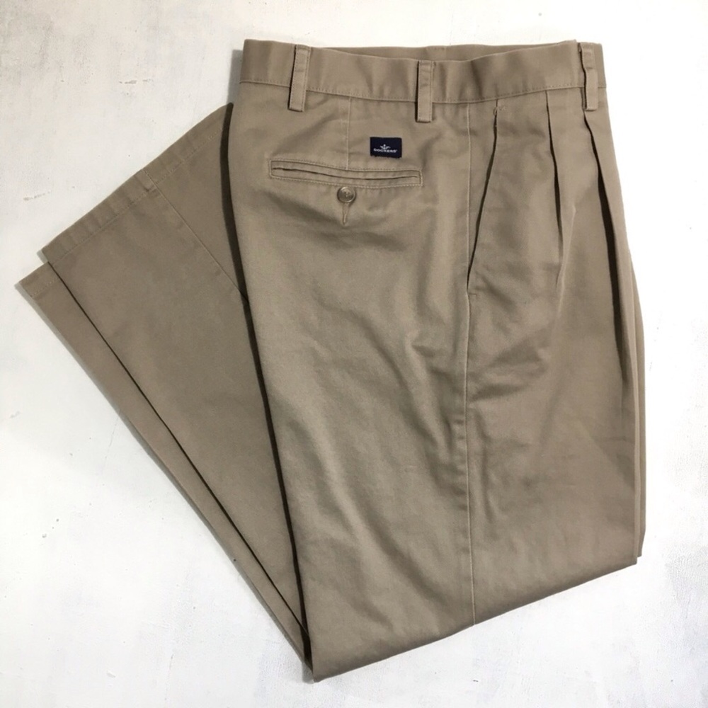 Dockers Classic‎ Tan Pleated Trousers